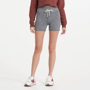 NWT Vuori Halo Vintage Short Women’s XL